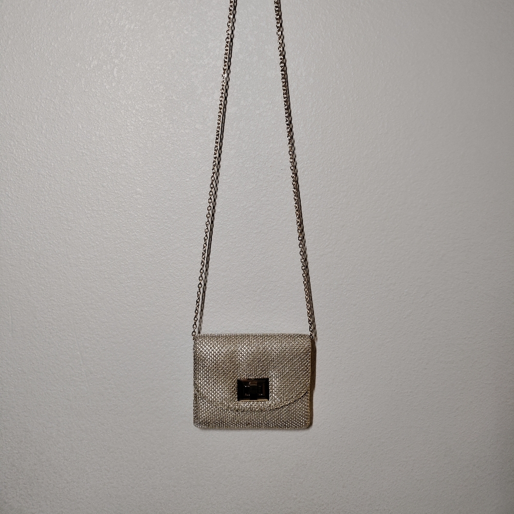 Beaded clutch with crossbody chain